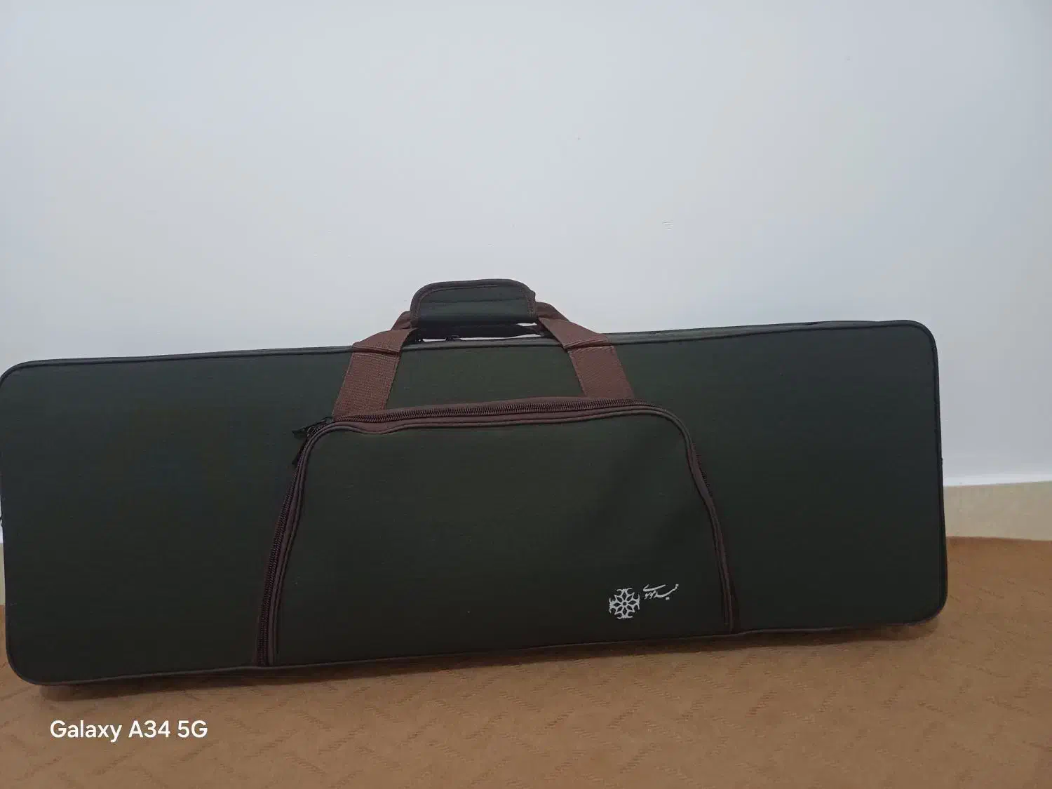 سنتور تک مهر موسوی|سازهای سنتی|گرگان, |دیوار