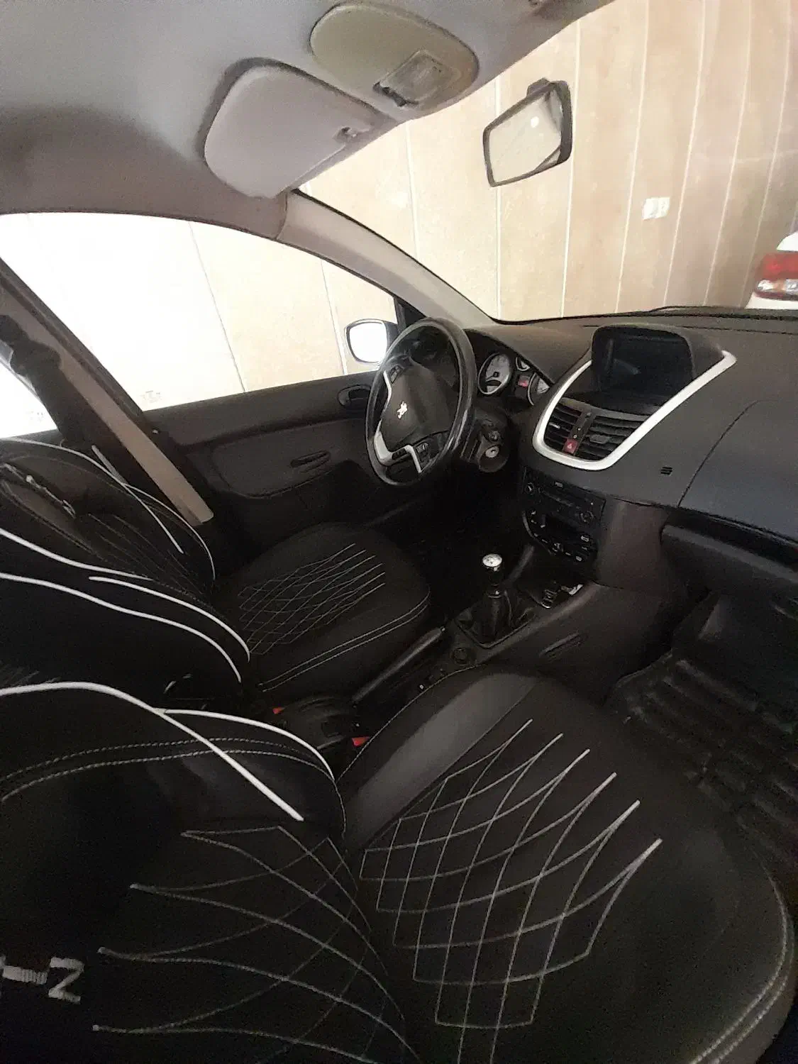 پژو۲۰۷دنده ای سالم|خودرو سواری و وانت|ری, فیروزآبادی|دیوار