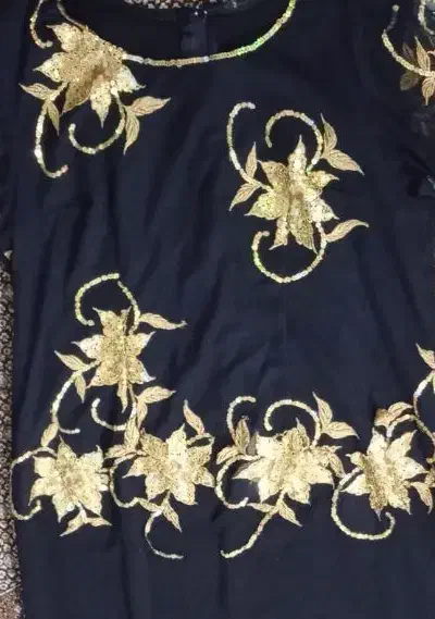 مقداری لباس برای تعمیرگاه|لباس|اردبیل, |دیوار