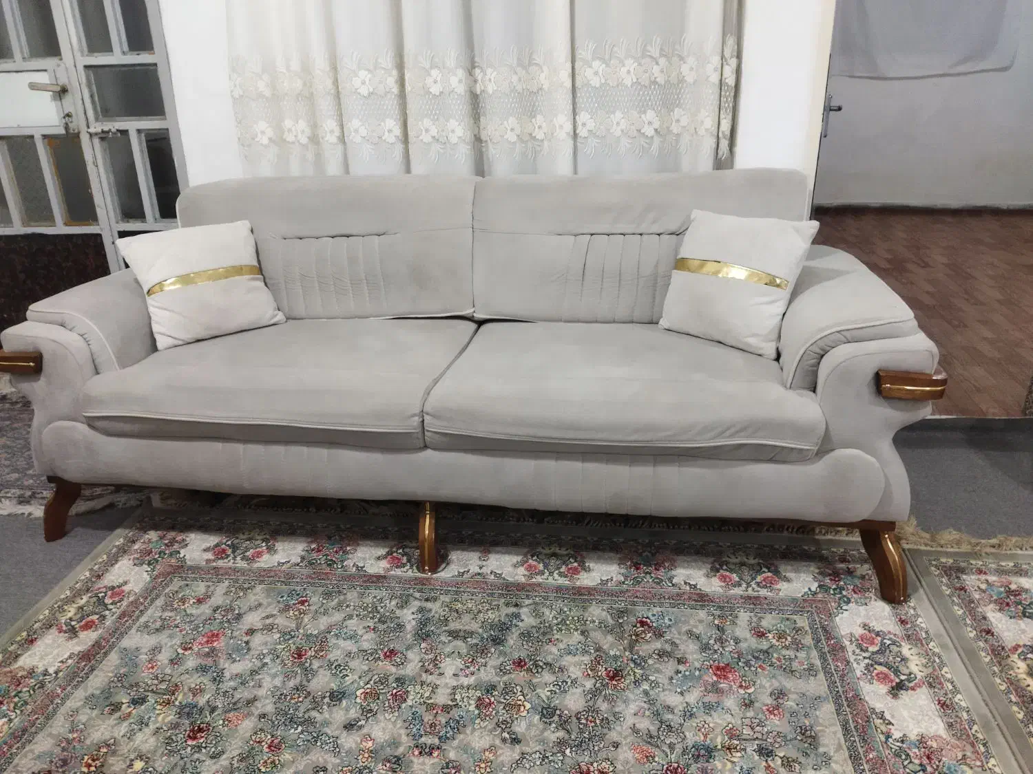 مبلمان|مبلمان خانگی و میز عسلی|مریوان, |دیوار