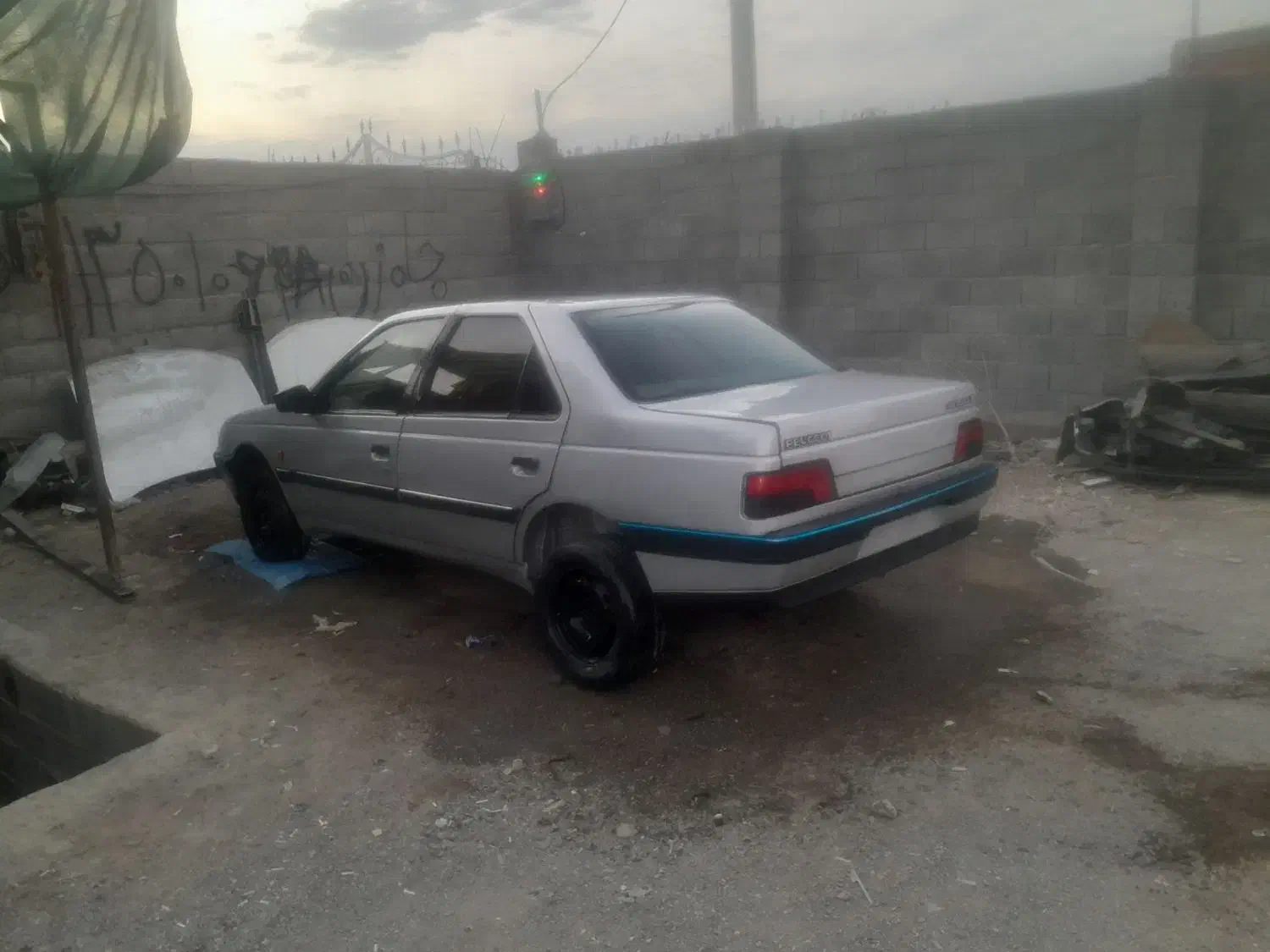 ۴۰۵مدل ۸۵|خودرو کلاسیک|بندرعباس, |دیوار