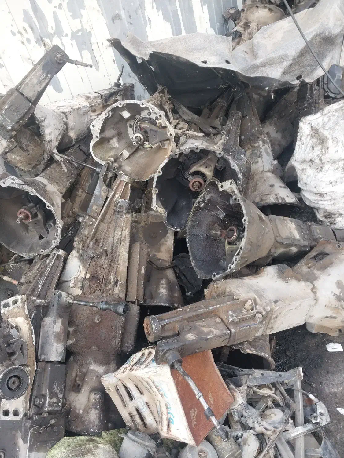 فروش گیربکس سرسیلندر روآ پراید به قیمت عمده|قطعات یدکی و لوازم جانبی|نجفآباد, جلال آباد|دیوار