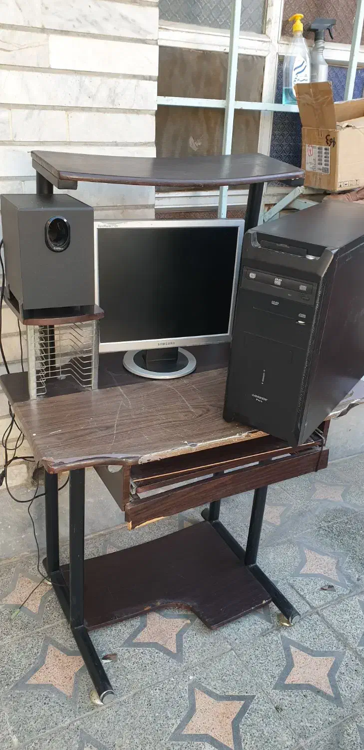 مانیتور سامسونگ ومیزکامپیوتور|رایانه رومیزی|اهواز, کمپلو جنوبی|دیوار