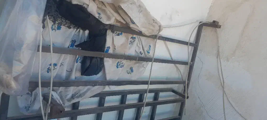 حفاظ پنجره دوعدد|مصالح و تجهیزات ساختمان|خان ببین, |دیوار