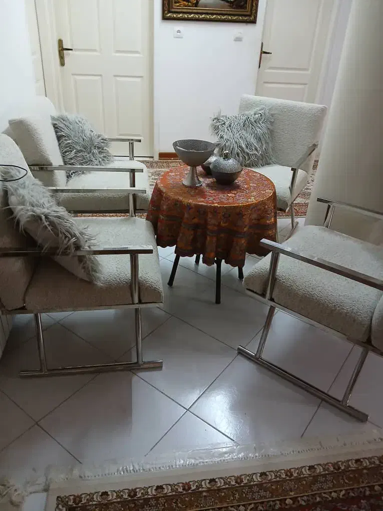 چهار عدد مبل استیل نو  بخاطر  کمبود جا میفروشم|مبلمان خانگی و میز عسلی|کرج, فاز ۳ مهرشهر|دیوار