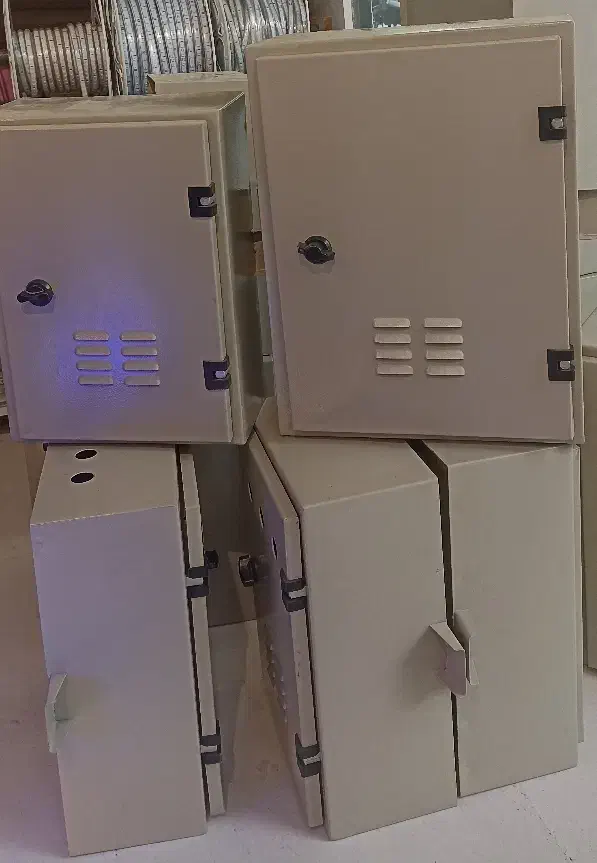 تابلو برق|مصالح و تجهیزات ساختمان|اصفهان, جنیران (لادان)|دیوار