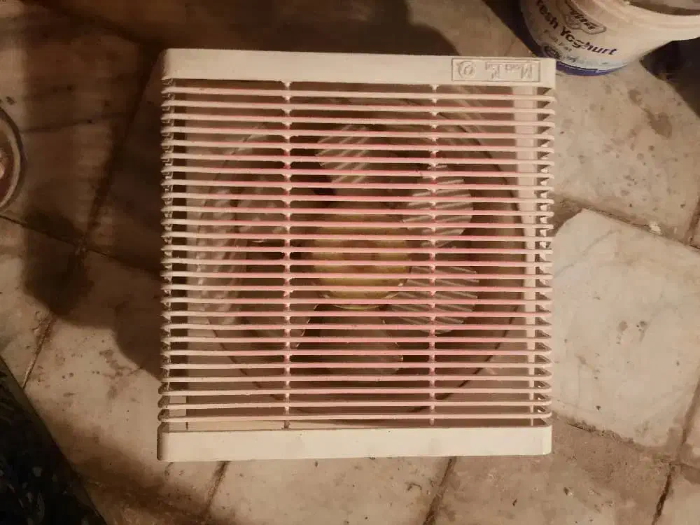 فن و هواکش|پنکه و تصفیه‌کنندهٔ هوا|اصفهان, ملک‌شهر|دیوار