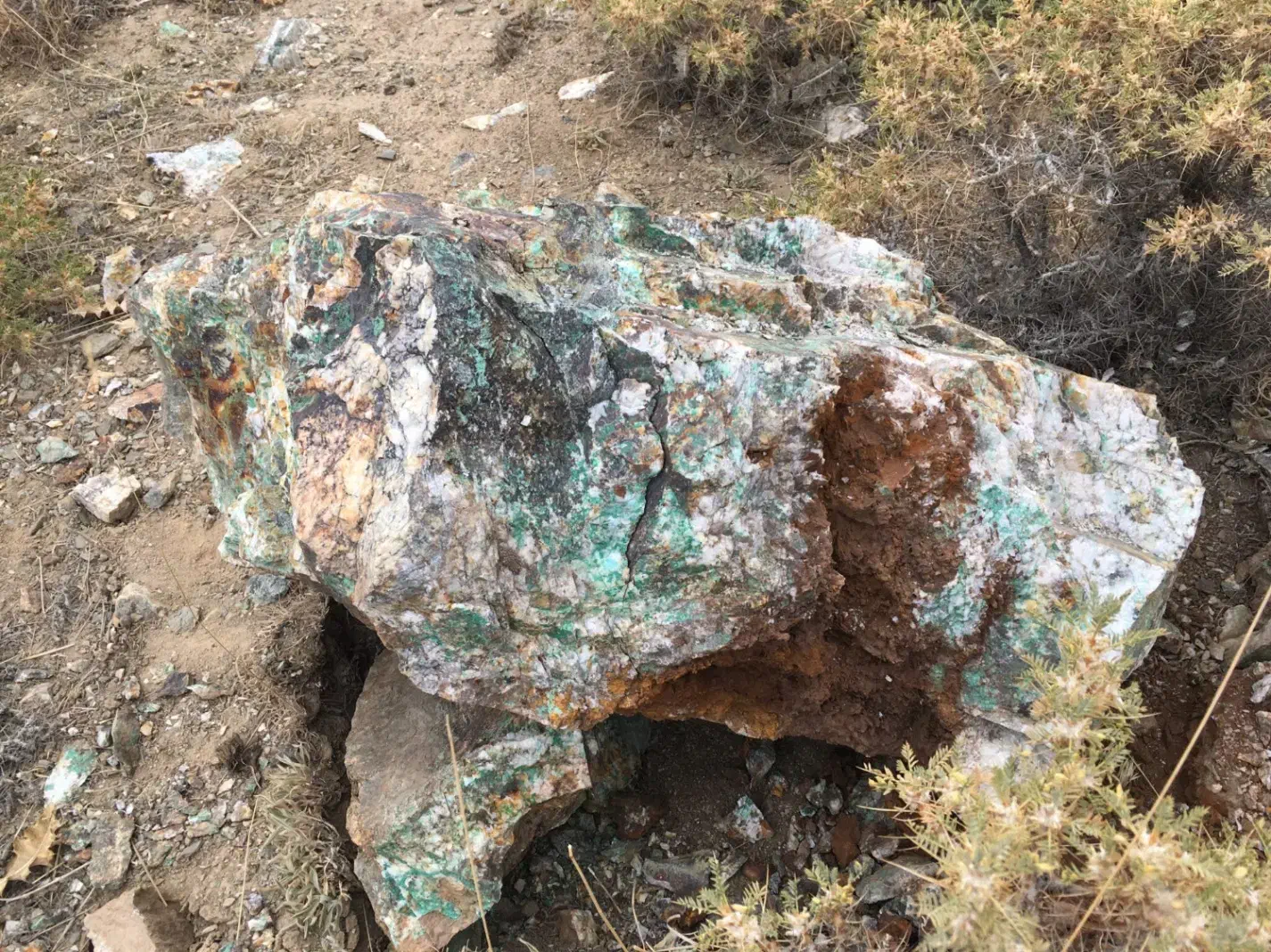 انجام خدمات اکتشافی و معدنی|خدمات پیشه و مهارت|خوانسار, |دیوار