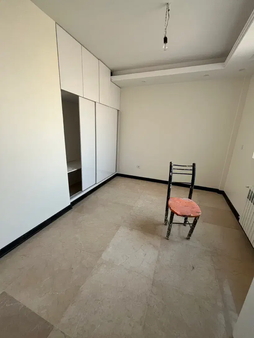 آپارتمان 80 متر / تکواحد / نوساز / نزدیک مترو