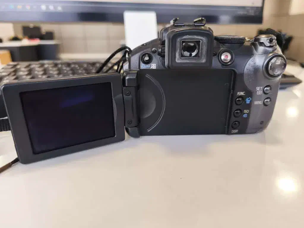 دوربین کنون Power Shot S5is|دوربین عکاسی و فیلم‌برداری|آمل, |دیوار
