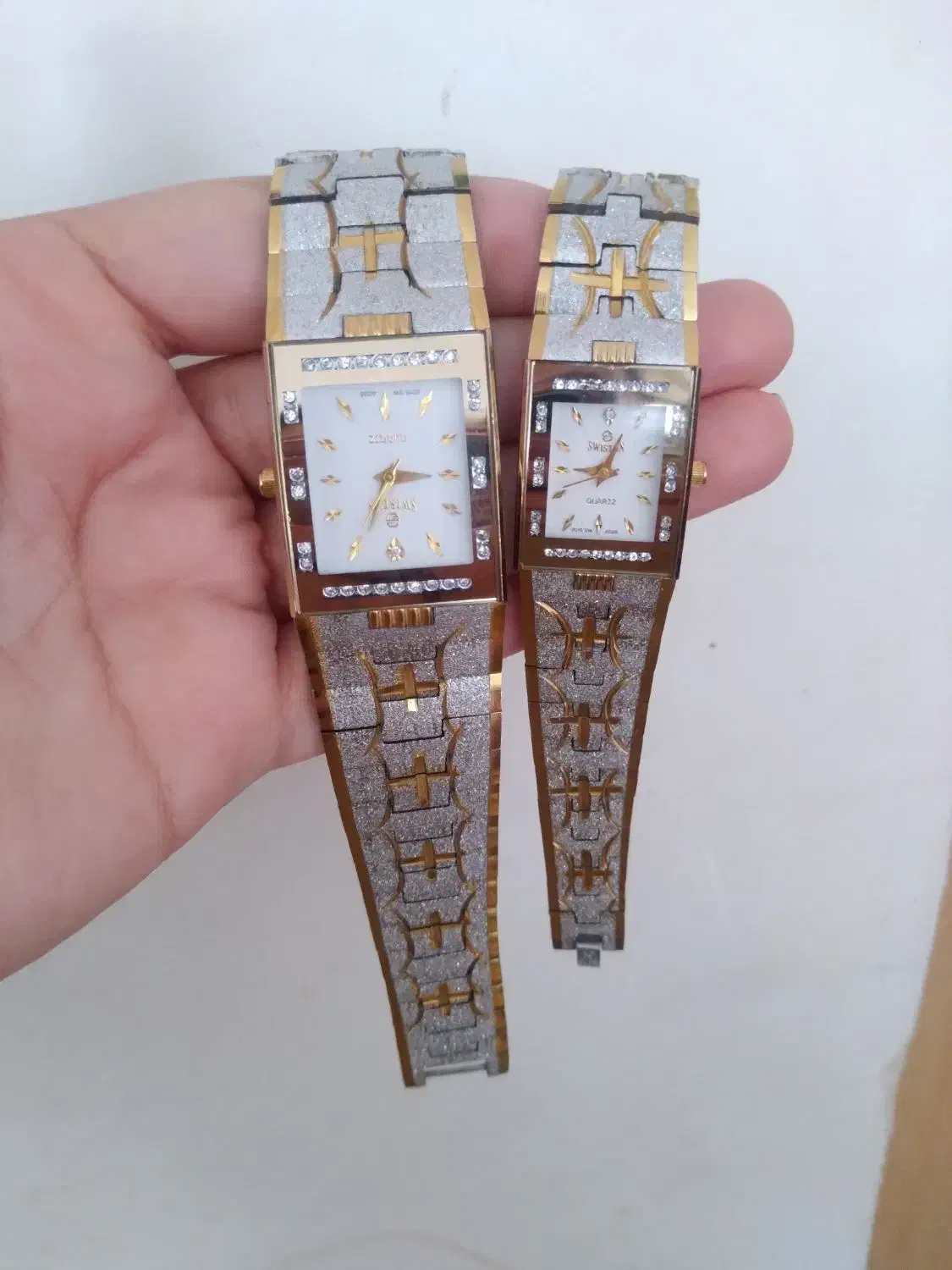 ست ساعت|ساعت|شهرکرد, |دیوار