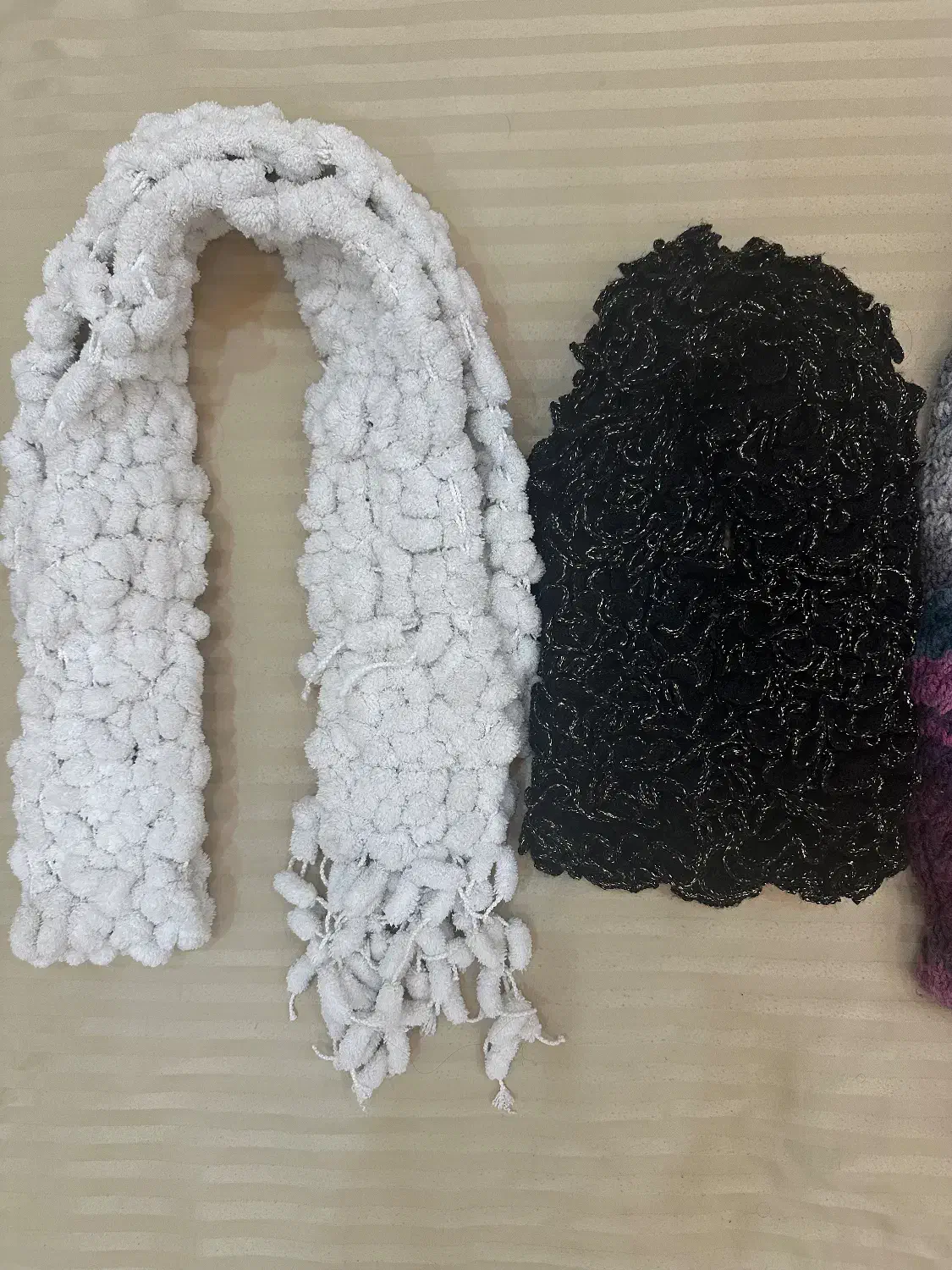 بافت|لباس|نسیم‌شهر, |دیوار