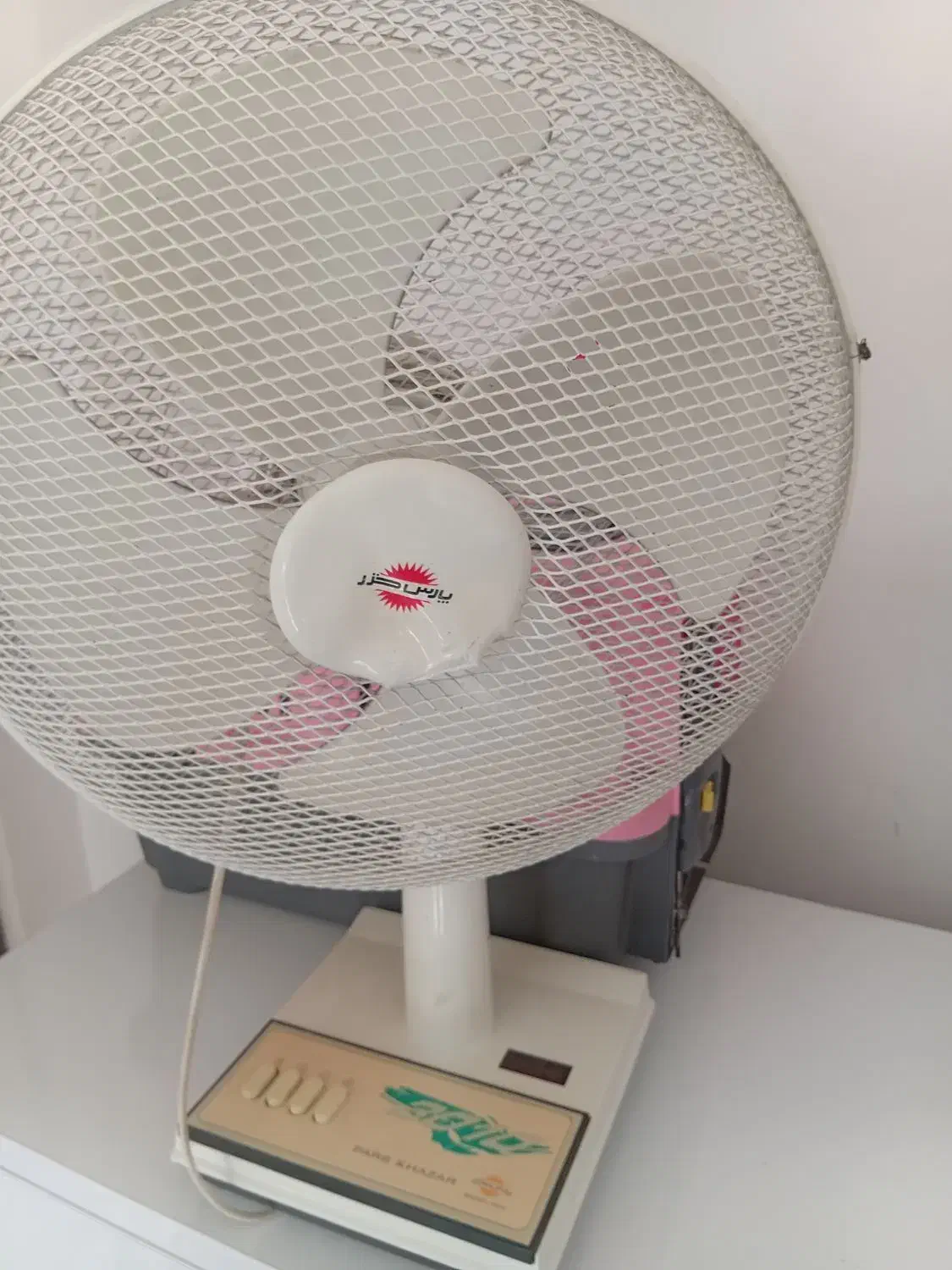 پنکه|پنکه و تصفیه‌کنندهٔ هوا|علی‌آباد کتول, |دیوار