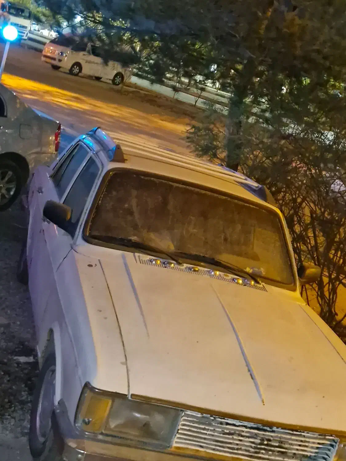 پیکان مدل ۷۹ سفید بدون رنگ و شاسی پلمپ|خودرو سواری و وانت|سیرجان, |دیوار