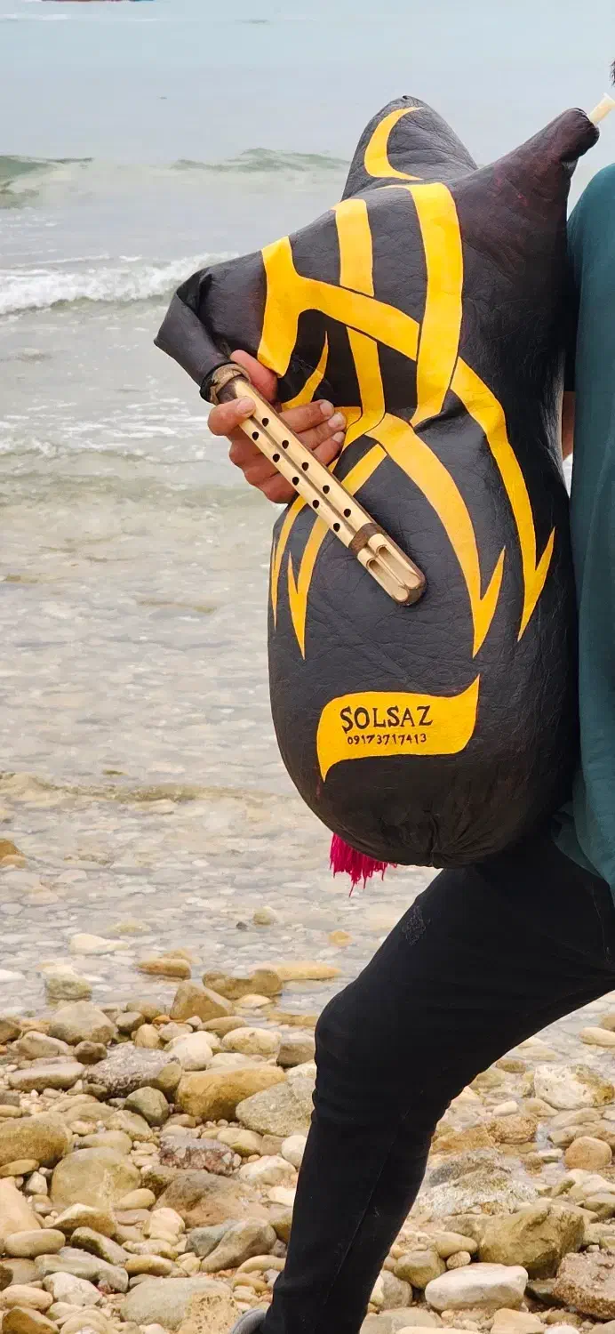 نی انبان|سازهای بادی|مشهد, تبادکان|دیوار