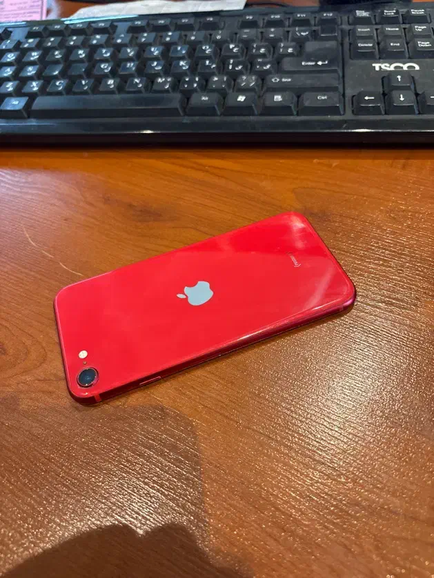 Iphone se 2020|موبایل|تهران, قنات‌کوثر|دیوار