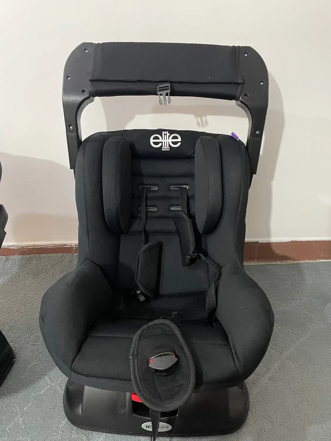 صندلی ماشین|تخت و صندلی بچه|ساری, |دیوار