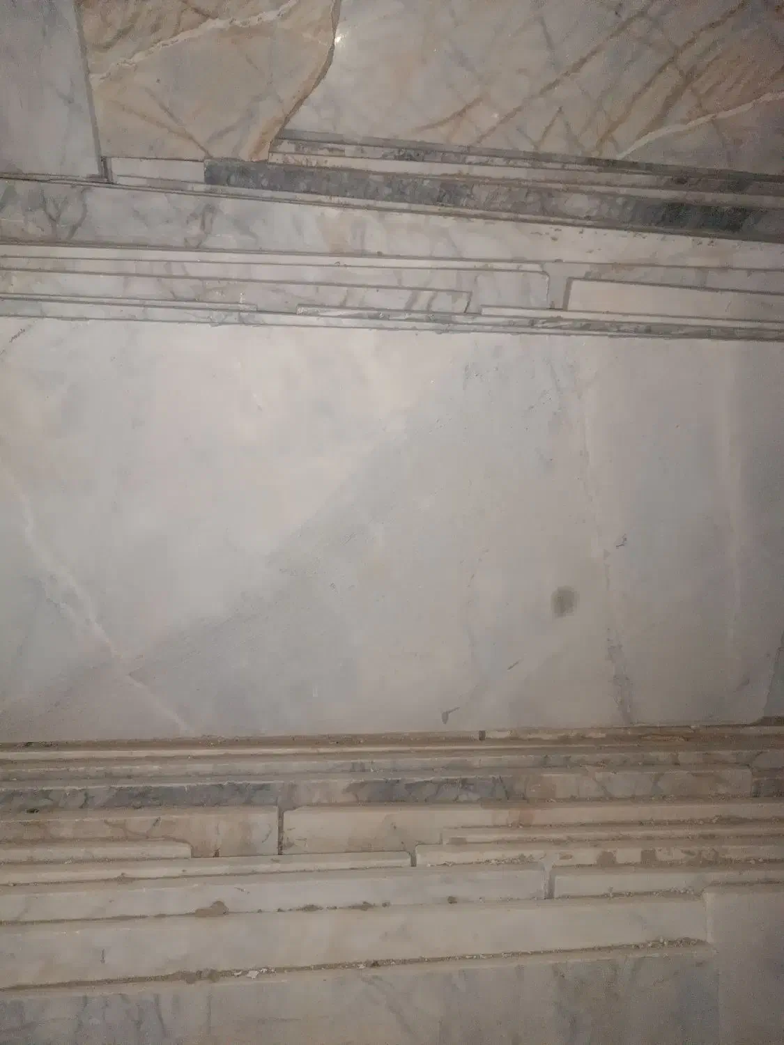 سنگ چینی قیمت توافقی 60متر مربع|مصالح و تجهیزات ساختمان|نیریز, |دیوار