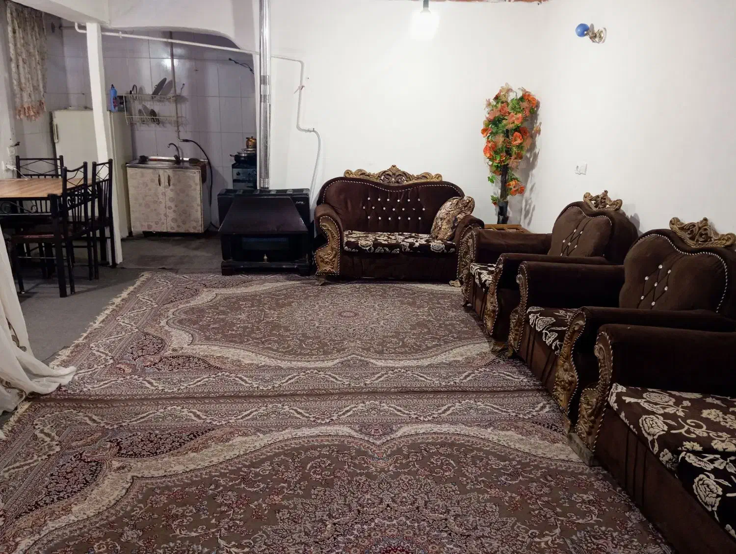 منزل ارزان یک خواب یک حال. پاسخگو حتی نصف شب|اجارهٔ کوتاهمدت آپارتمان و سوئیت|آستارا, |دیوار