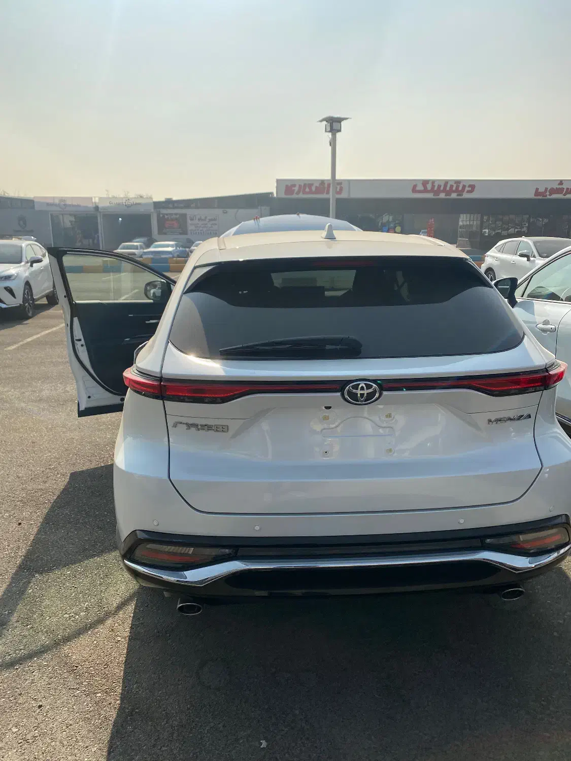 تویوتا ونزا ۲۰۲۴ فول اپشن|خودرو سواری و وانت|تهران, شهرک چیتگر|دیوار