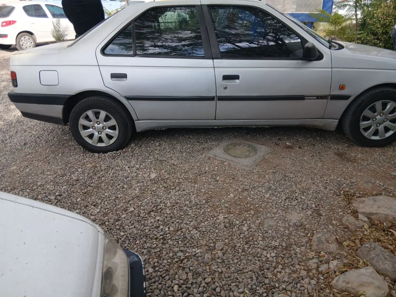 پژو ۴۰۵ مدل ۸۸|خودرو سواری و وانت|ساوه, |دیوار