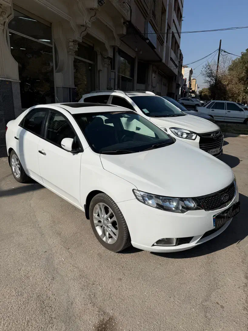 سراتو آپشنال ۹۷ بدون رنگ کم کار|خودرو سواری و وانت|اصفهان, لیمجیر|دیوار