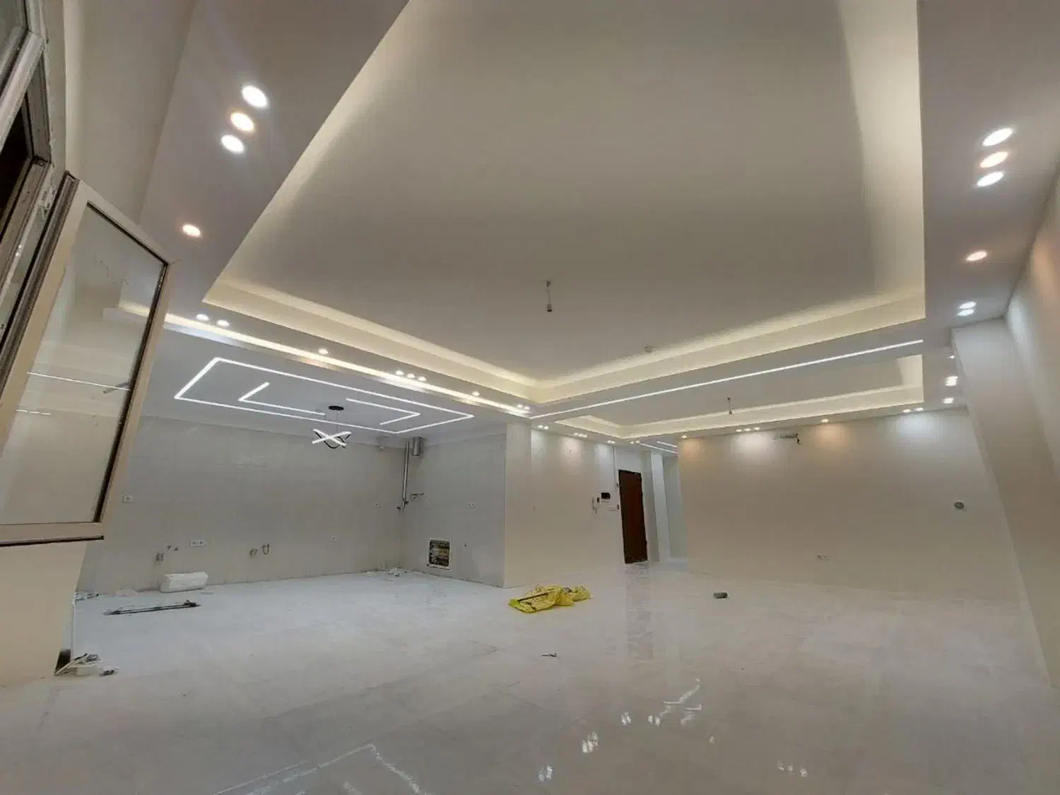 آپارتمان کلیدنخورده/تک واحدی/وام دار /خیابان ورزش|فروش آپارتمان|ملایر, |دیوار