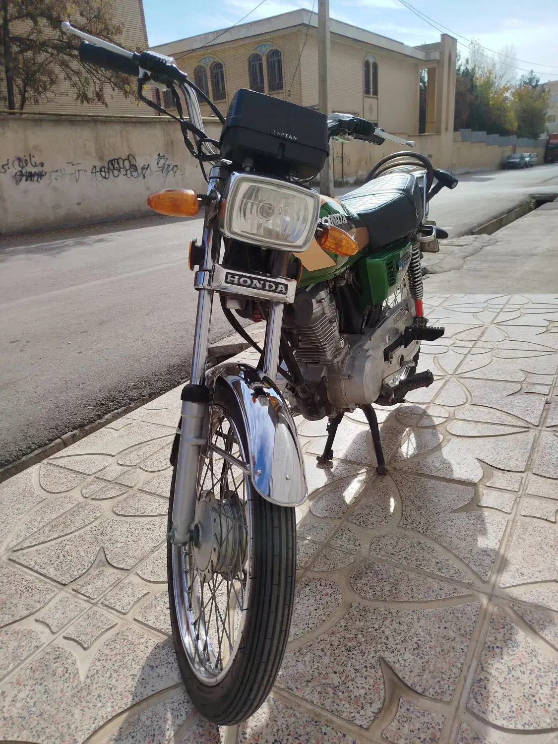موتور هندا 125 مدل 84 رنگ سبز|موتورسیکلت|بروجرد, |دیوار