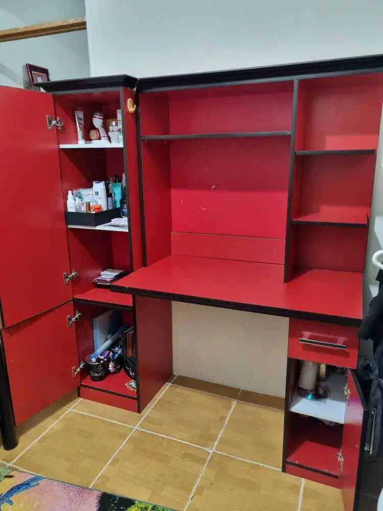 میز و کمد|کتابخانه، شلف، قفسههای دیواری|شهرکرد, |دیوار