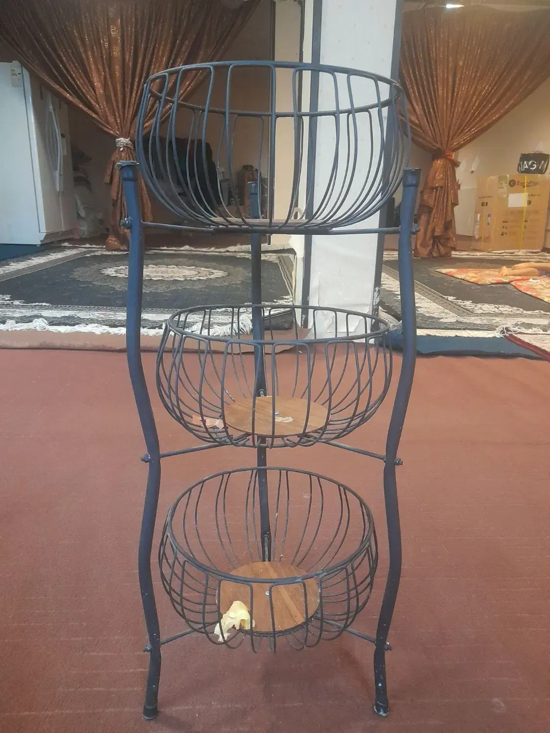 بوفه فقط شیشه پشتش شکسته.جا سیب پیازی ،جاکفشی|بوفه، ویترین، کنسول|میبد, |دیوار