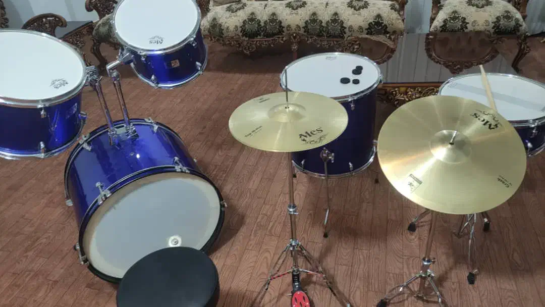 یک ست کامل ساز درام نو آکبند|درام و پرکاشن|فردیس, شهرک شهید حسینی|دیوار