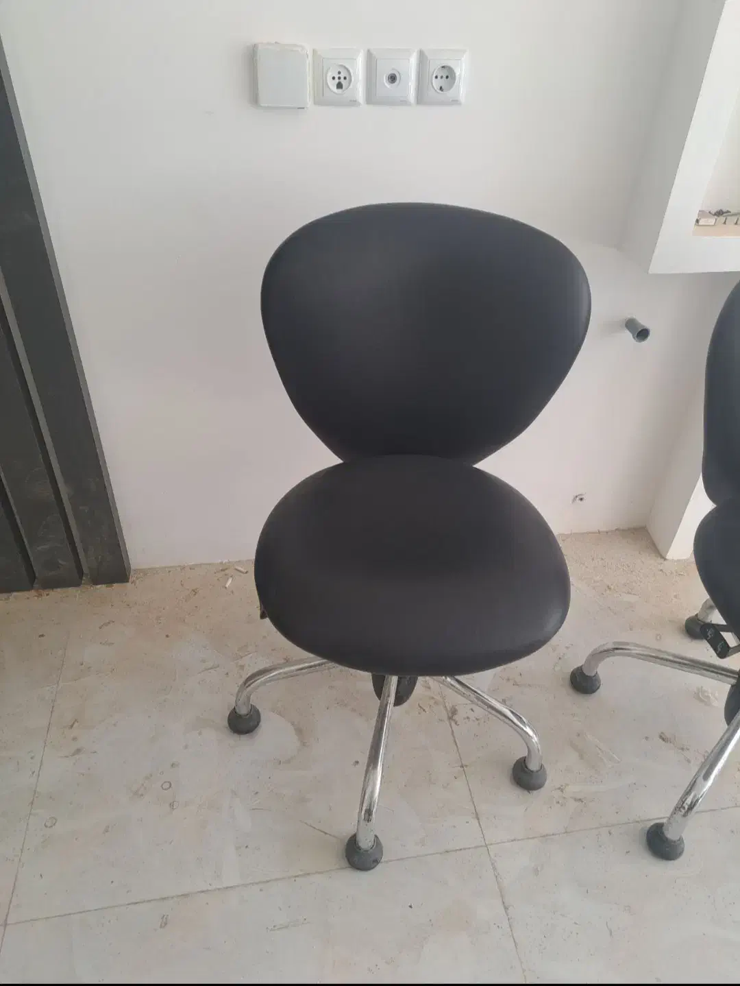 صندلی|مبلمان اداری|شهرکرد, |دیوار