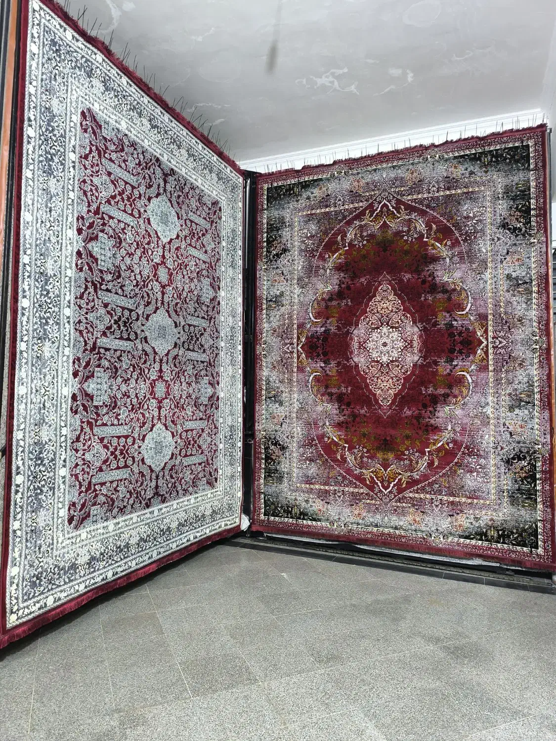 قالی قرمز طرح های جدید و تازه مد شده و بروز بازار|فرش|کرمان, |دیوار