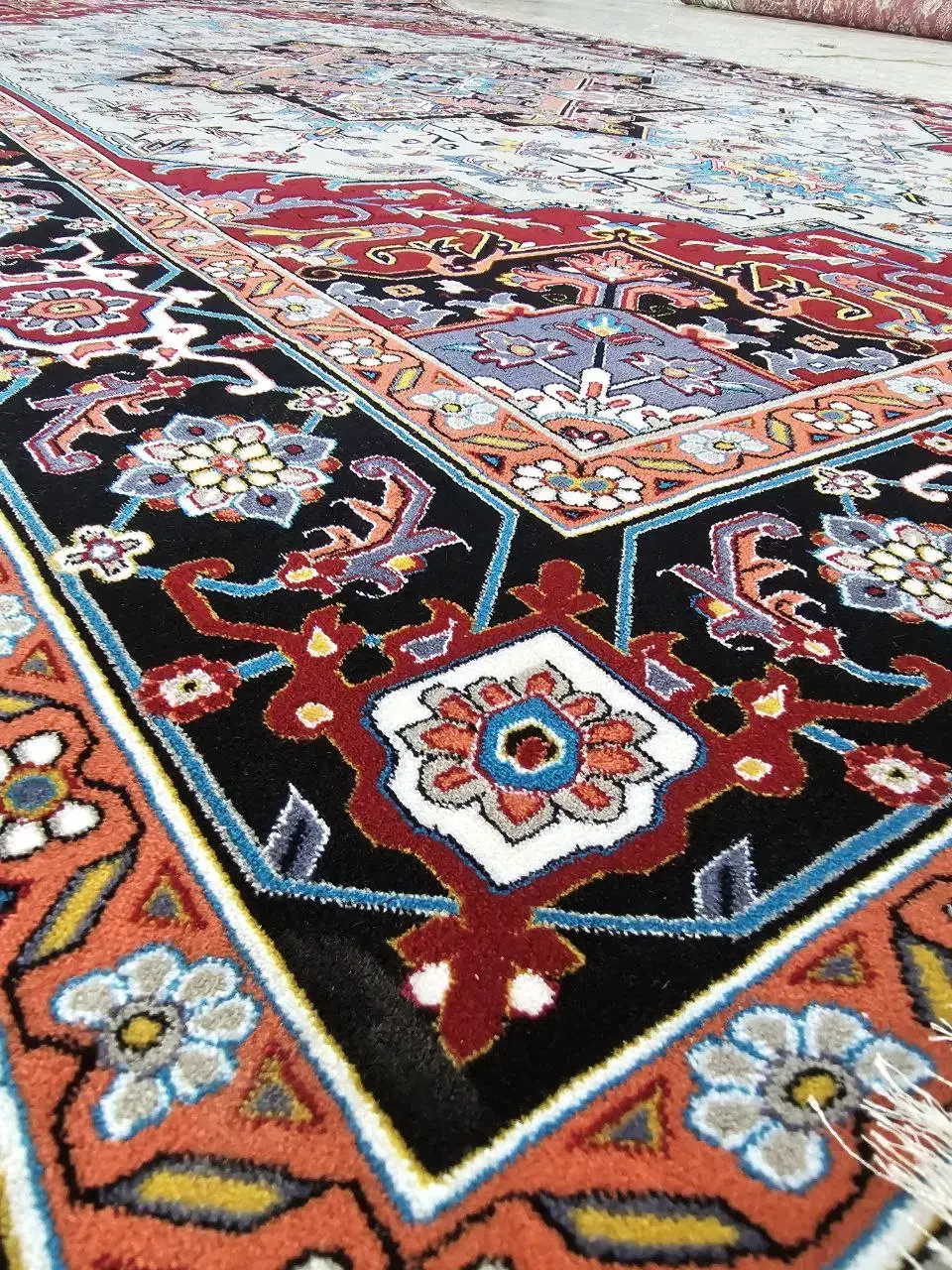 فرش گژال طرح ونس با رنگ بندی کامل ۳۰۰۰ تراکم|فرش|تهران, شهرک شریعتی|دیوار