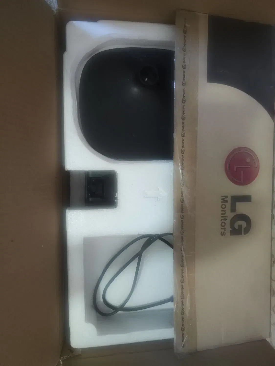 مانیتور ال جی 19/5اینچ نو|قطعات و لوازم جانبی رایانه|شیراز, شهرک مفتح|دیوار