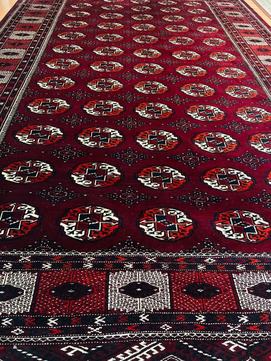 فرش دستباف ترکمن|فرش|گنبد کاووس, |دیوار