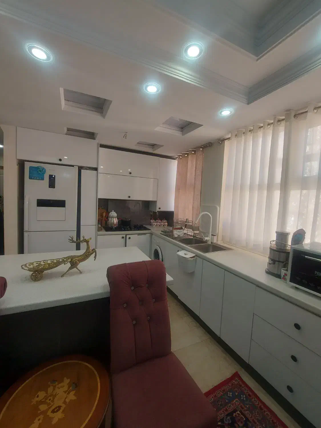 ۷۴متر۲خواب فول امکانات خوش نقشه و شیک/خ۲ نیروهوایی