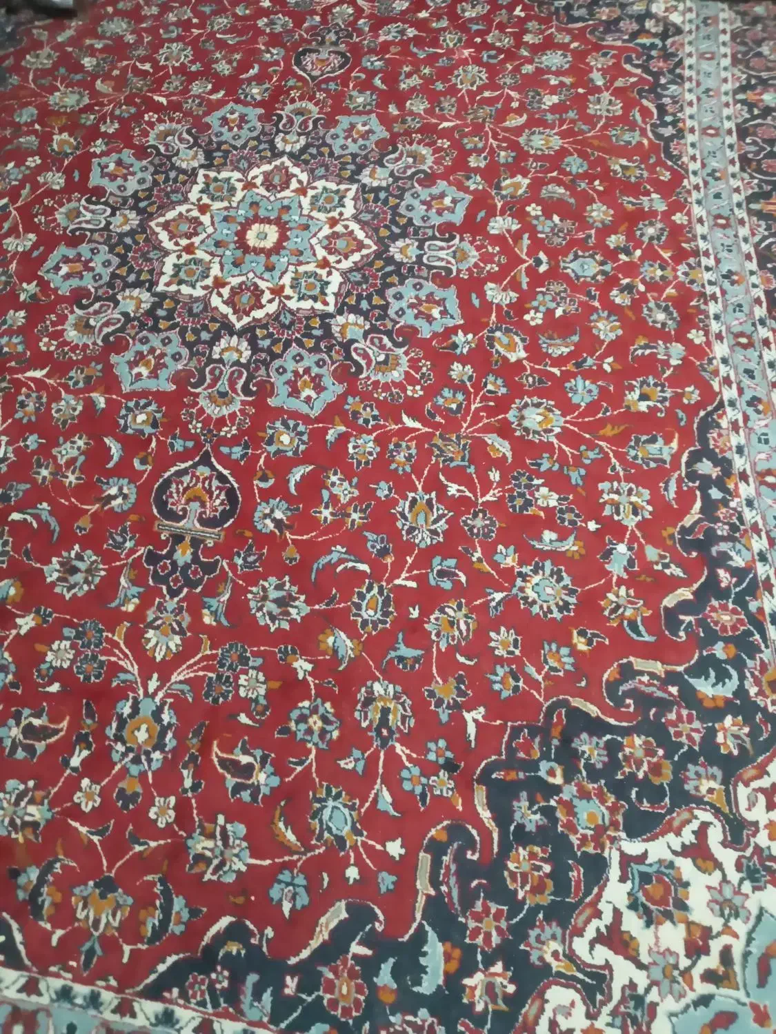 فروش دوتا فرش۱۲متری کارکرده|فرش|الیگودرز, |دیوار