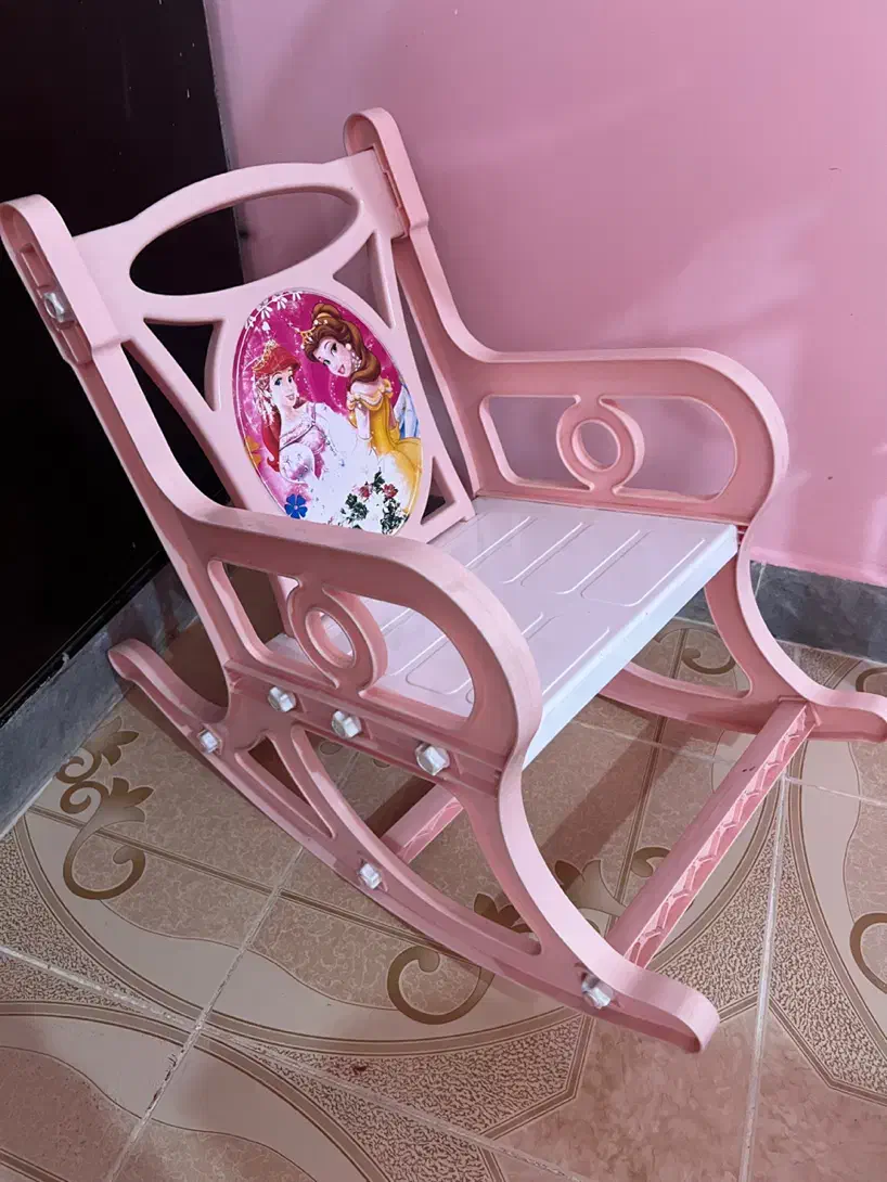 اسب بادی و صندلی راک و جا مدادی|اسباب‌بازی بچه|بندر امام خمینی, |دیوار