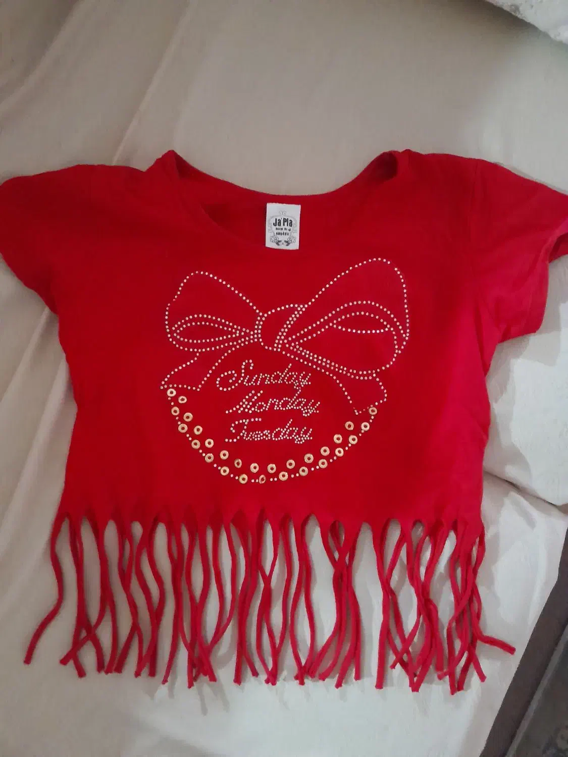 از دم هر تیکه 200|لباس|اصفهان, سیچان|دیوار