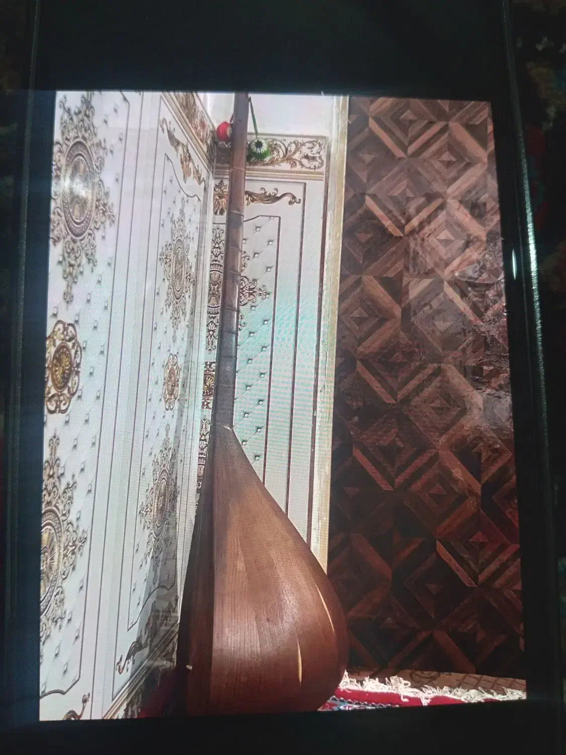 دوتار|سازهای سنتی|انبارآلوم, |دیوار