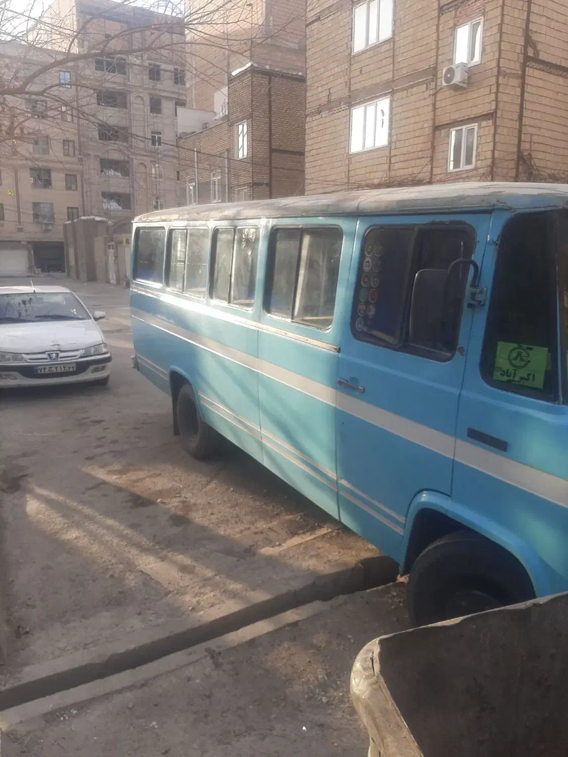 مینی بوس بنز|خودرو سنگین|نسیم‌شهر, |دیوار