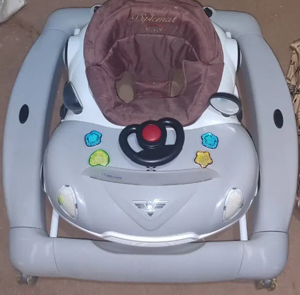 رورووک|اسباب و اثاث بچه|نیشابور, شهرک بهداری|دیوار