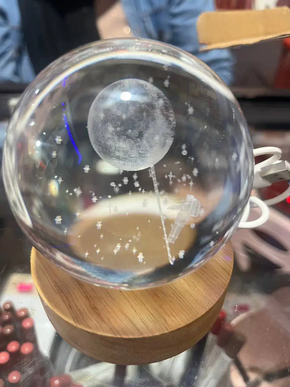 گوی|چراغ خواب و آباژور|رامسر, |دیوار