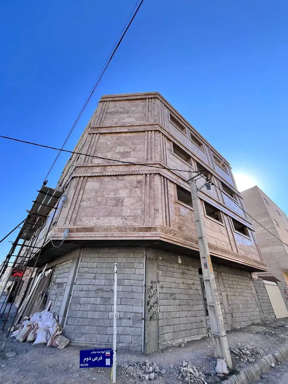 پیش فروش/فاز۲/پرند/کد۱۴۹/متراژ ۹۰ و ۱۸۰متر|پیش‌فروش املاک|سهند, |دیوار