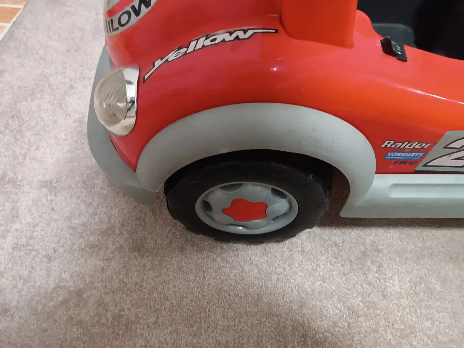 ماشین کنترلی|اسباببازی|تنکمان, |دیوار