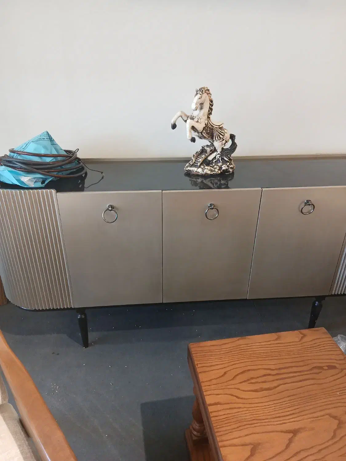 کنسول و استند|بوفه، ویترین، کنسول|تهران, مجیدآباد|دیوار