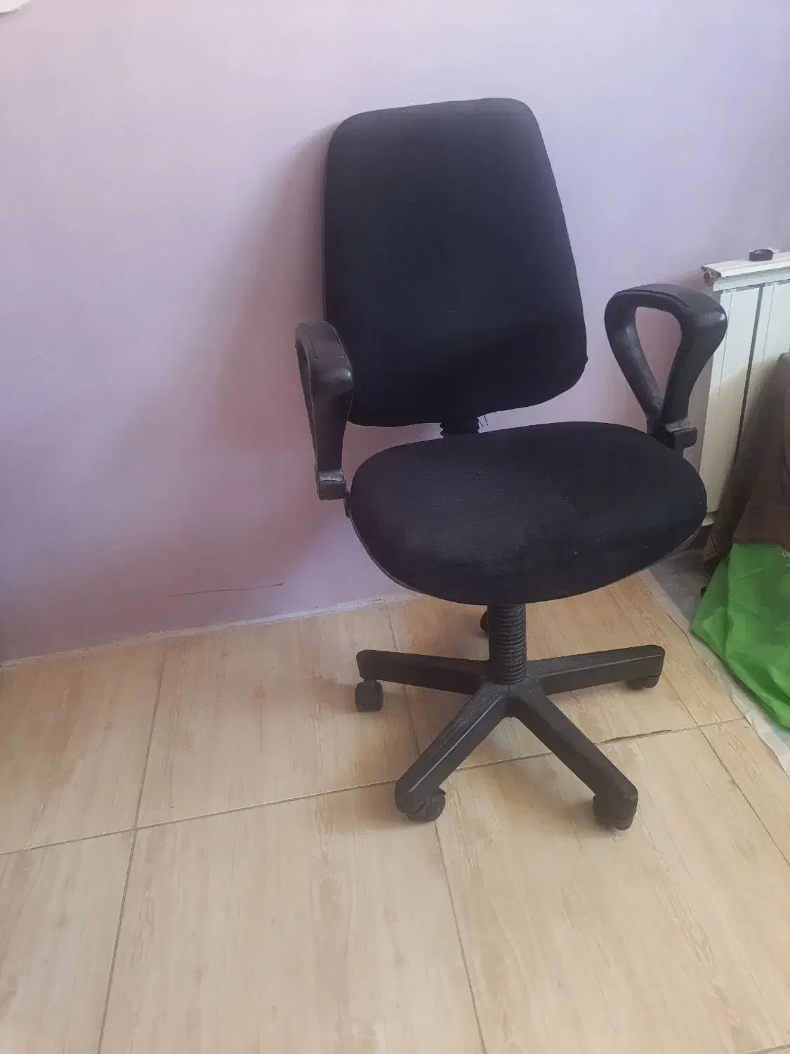 صندلی چرخ دار قابل تنظیم|مبلمان اداری|شهرکرد, |دیوار