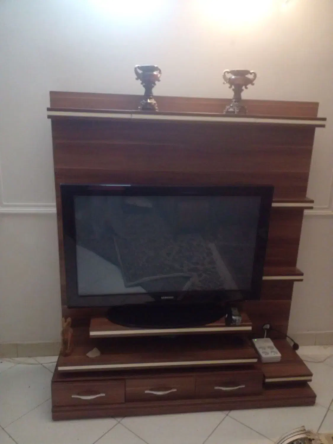 میز تلویزیون ام دی اف|میز تلویزیون|تهران, سبلان (لشگر)|دیوار