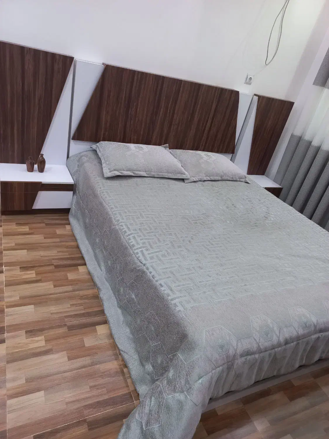 سرویس خواب تمام ام دی اف در حد نو|تخت و سرویس خواب|برازجان, |دیوار